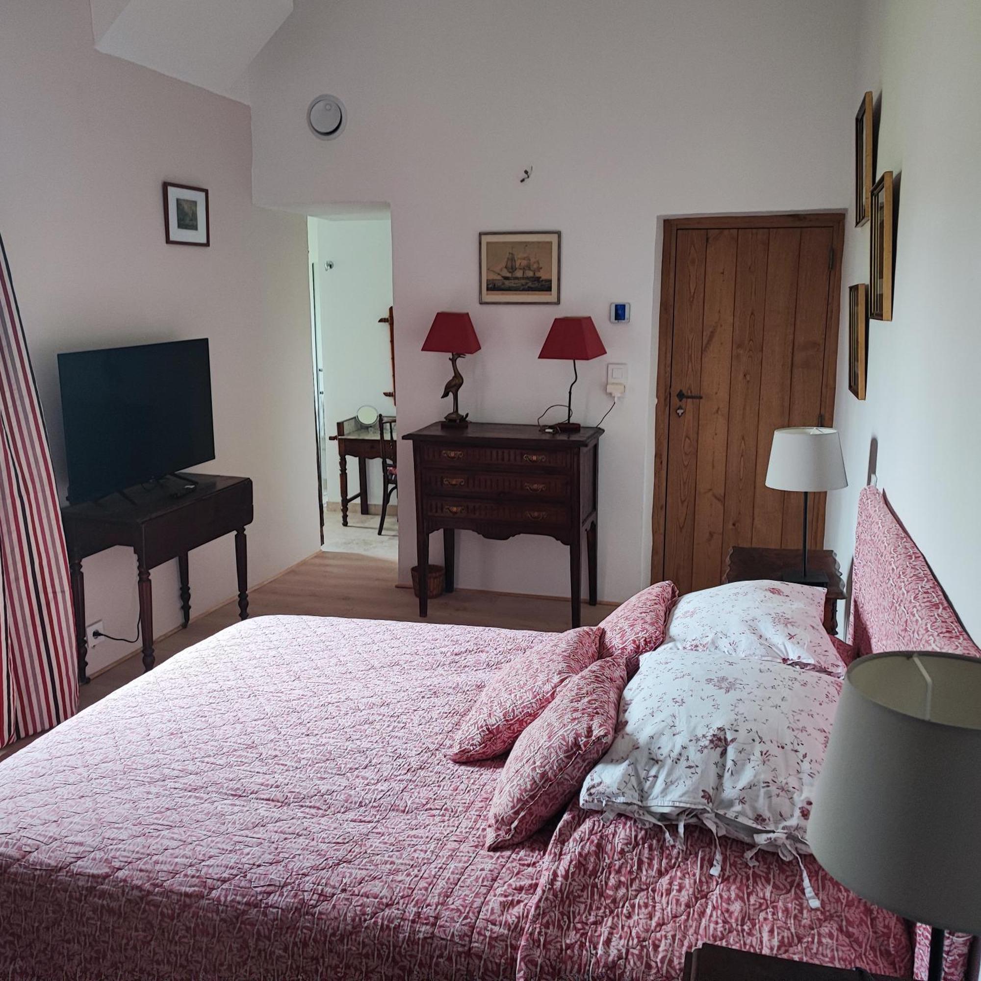 Magnanerie De Sainte Croix Otel Dış mekan fotoğraf